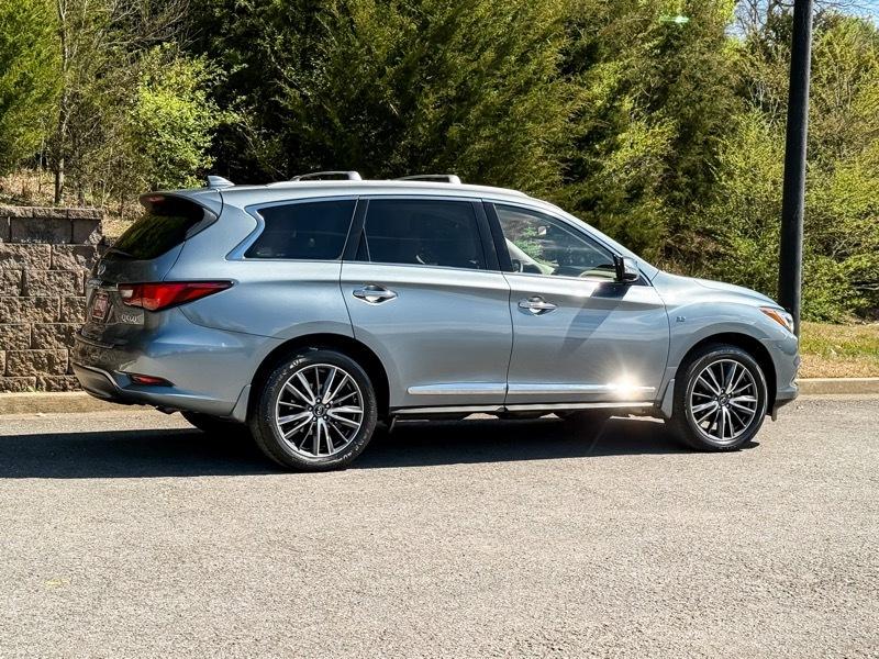 Infiniti QX60 LUXE AWD 2019