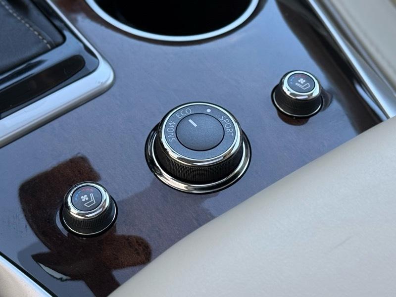 Infiniti QX60 LUXE AWD 2019