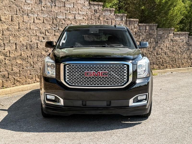 GMC Yukon Denali 4WD 2015