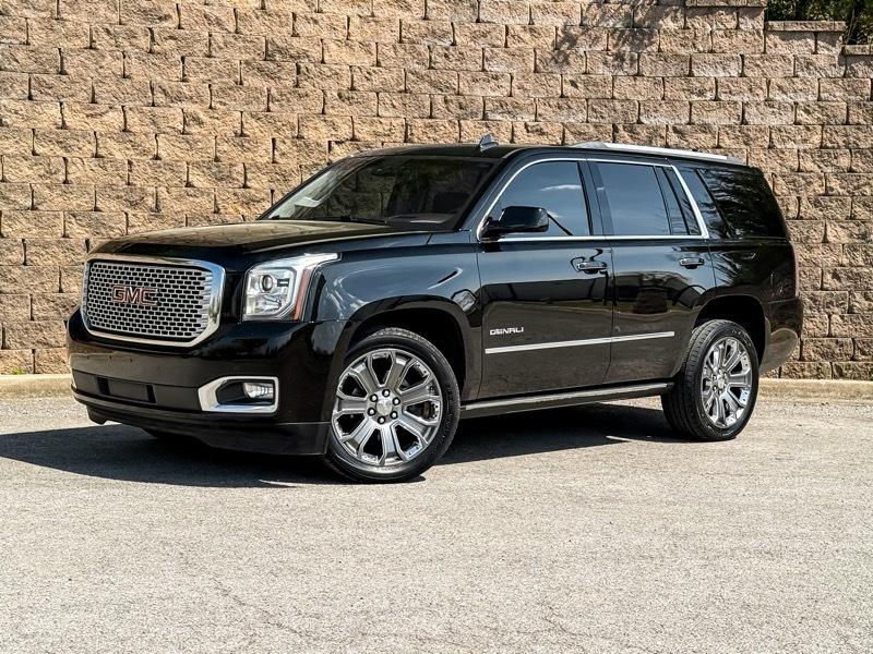 GMC Yukon Denali 4WD 2015