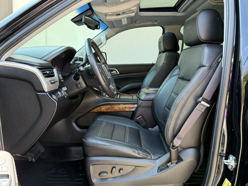 GMC Yukon Denali 4WD 2015