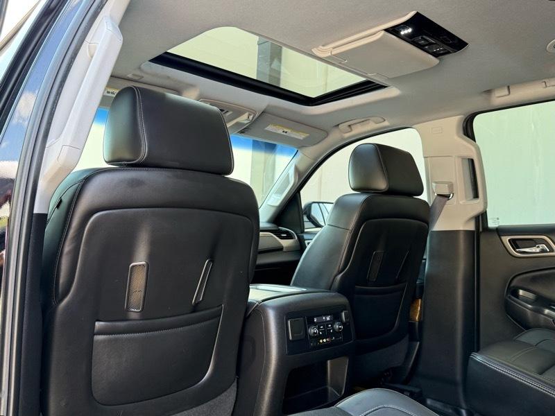 GMC Yukon Denali 4WD 2015