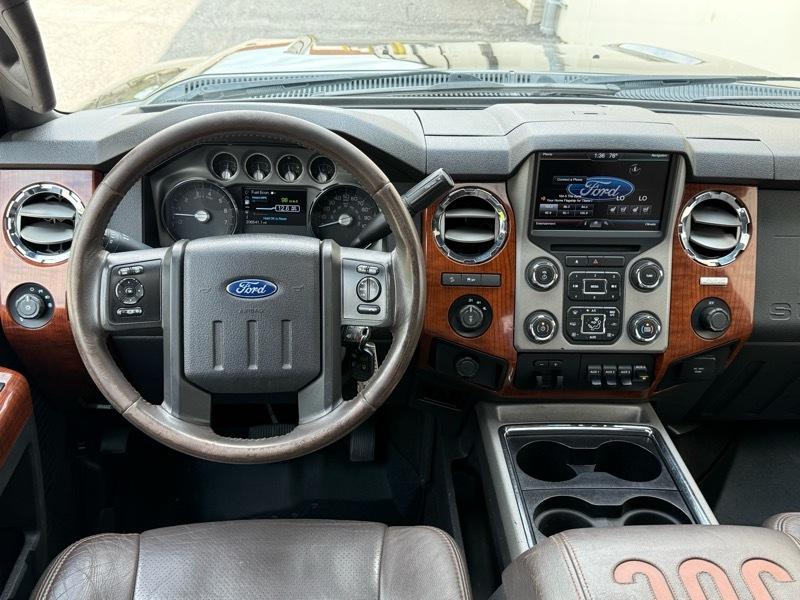 Ford F-250 SD King Ranch Crew Cab 4WD 2016