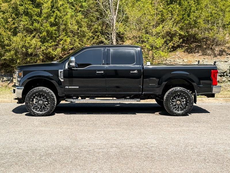 Ford F-250 SD Lariat Crew Cab 4WD 2018