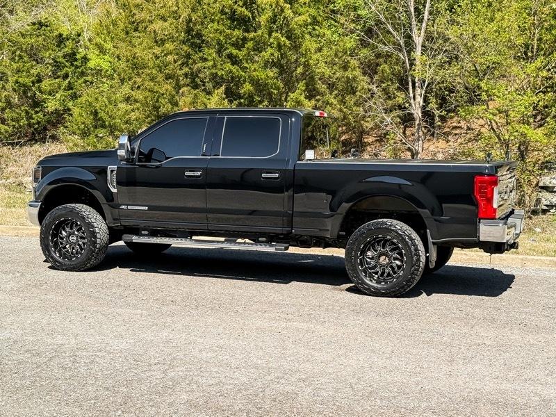 Ford F-250 SD Lariat Crew Cab 4WD 2018