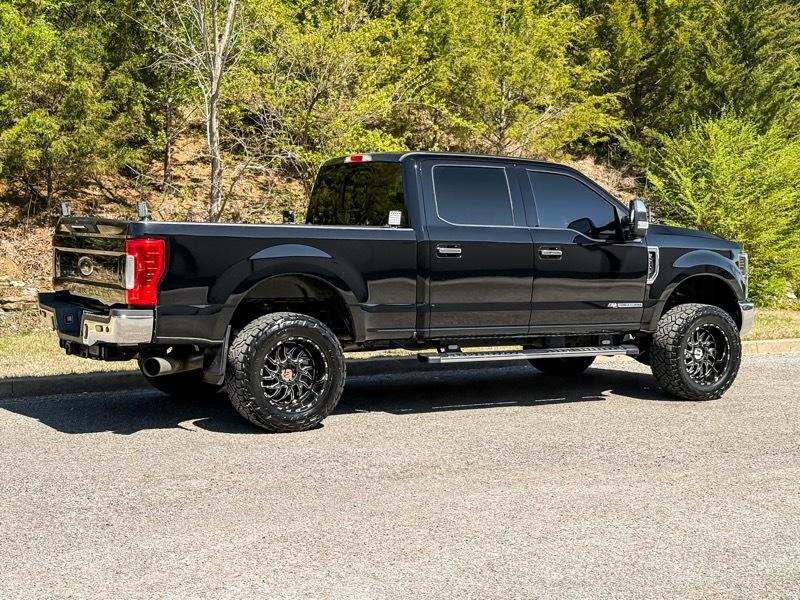 Ford F-250 SD Lariat Crew Cab 4WD 2018