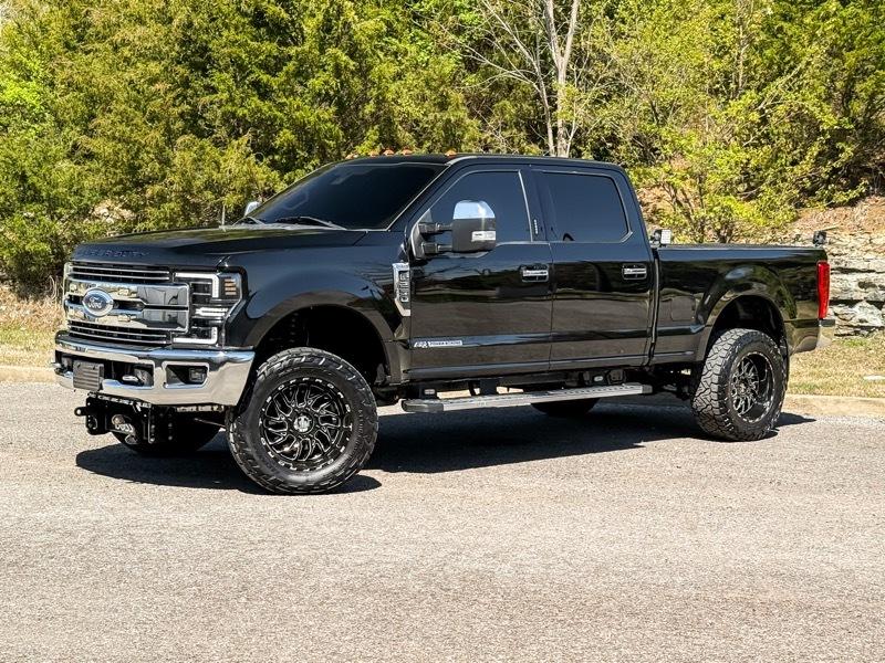 Ford F-250 SD Lariat Crew Cab 4WD 2018