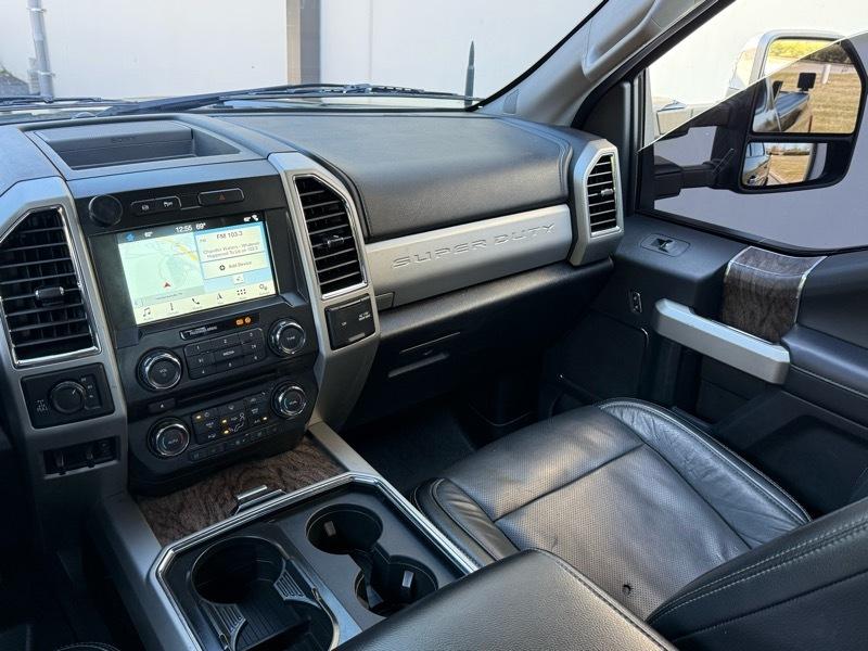 Ford F-250 SD Lariat Crew Cab 4WD 2018