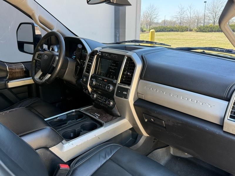 Ford F-250 SD Lariat Crew Cab 4WD 2018