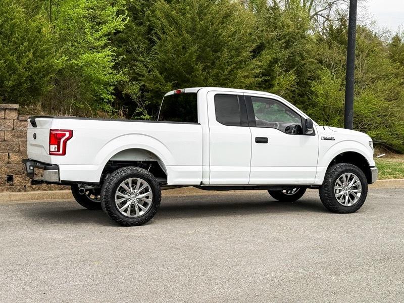 Ford F-150 XLT SuperCab 4WD 2016