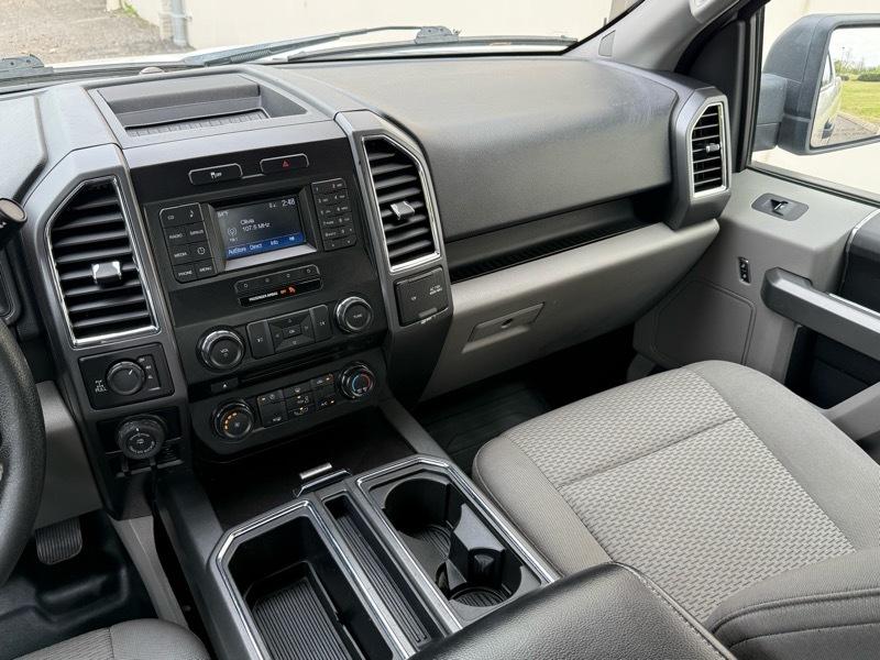 Ford F-150 XLT SuperCab 4WD 2016