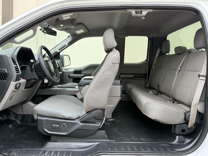 Ford F-150 XLT SuperCab 4WD 2016