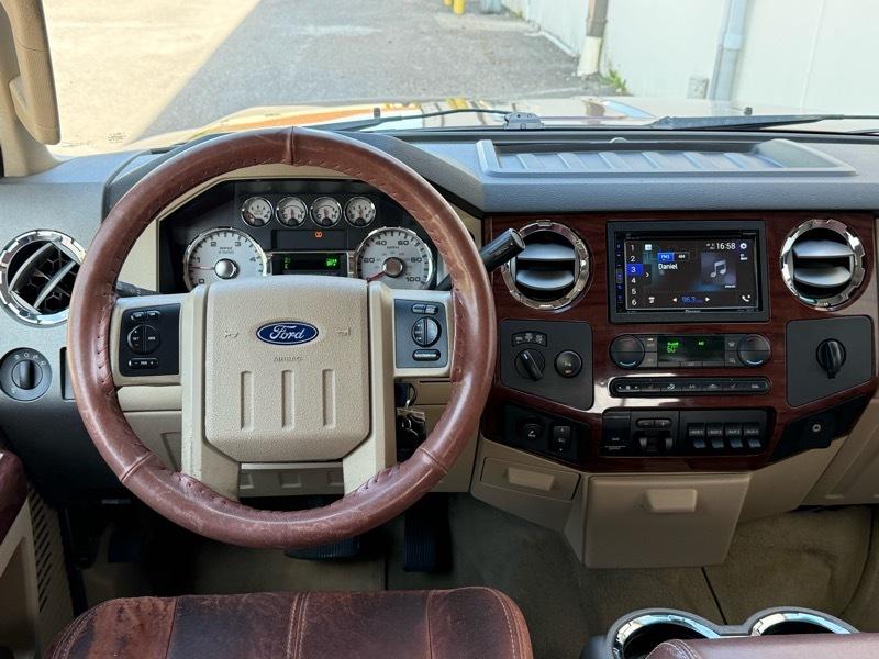 Ford F-350 SD King Ranch Crew Cab 4WD 2008