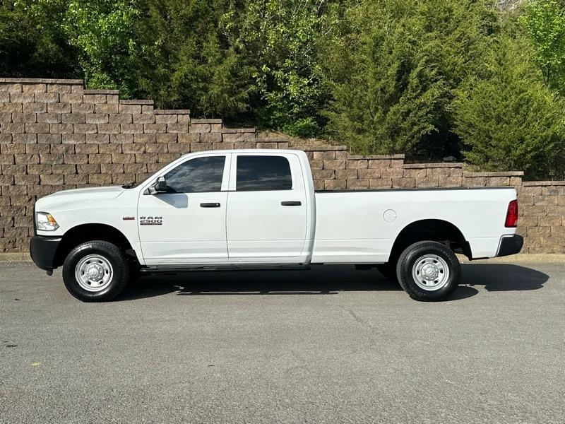 RAM 2500 Tradesman Crew Cab LWB 4WD 2016