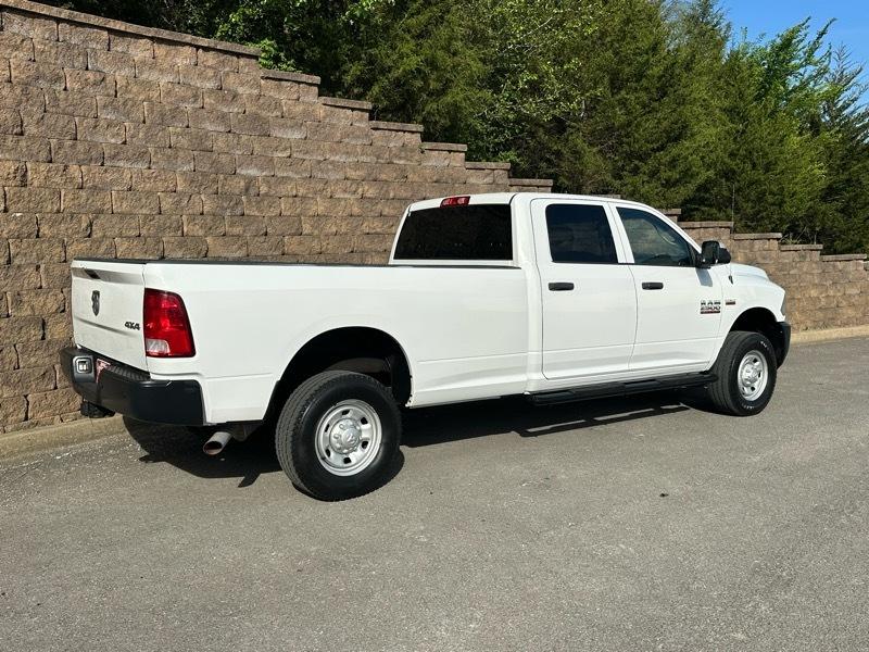 RAM 2500 Tradesman Crew Cab LWB 4WD 2016