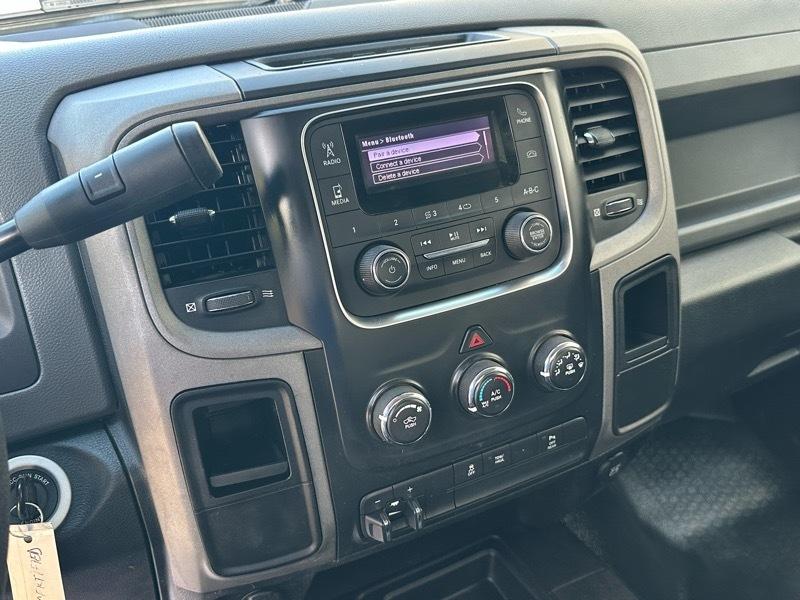 RAM 2500 Tradesman Crew Cab LWB 4WD 2016