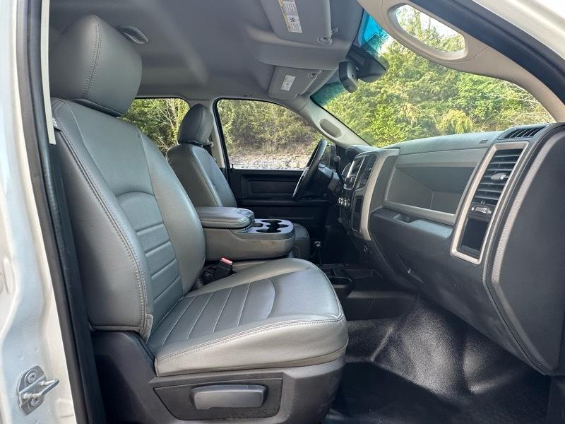 RAM 2500 Tradesman Crew Cab LWB 4WD 2016