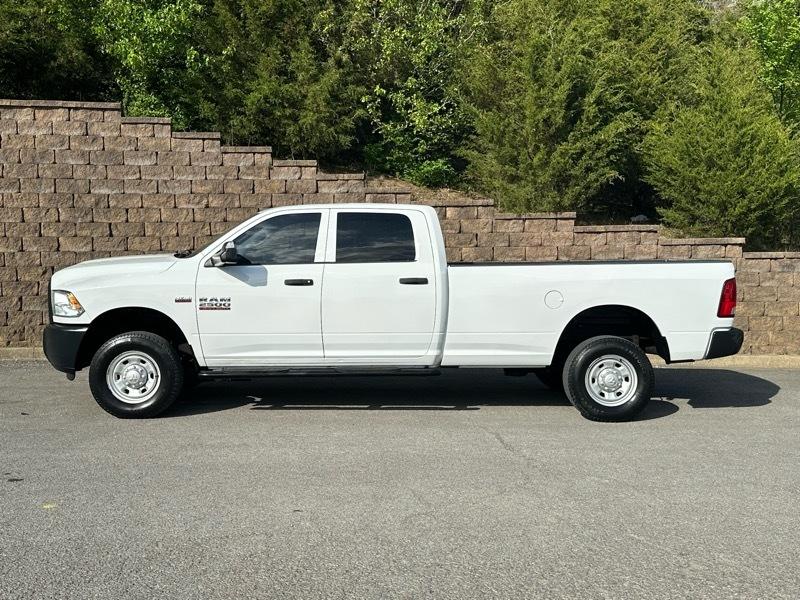 RAM 2500 Tradesman Crew Cab LWB 4WD 2016