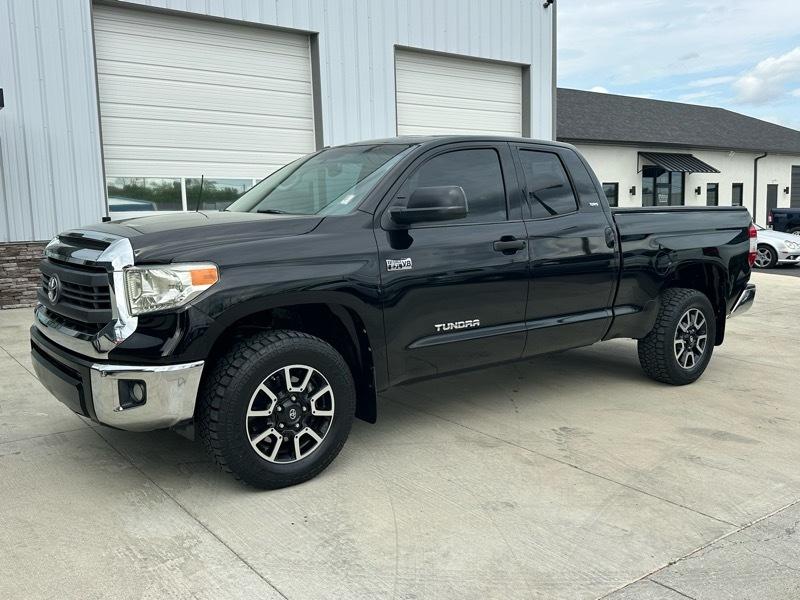 Toyota Tundra SR5 5.7L V8 FFV Double Cab 4WD 2015