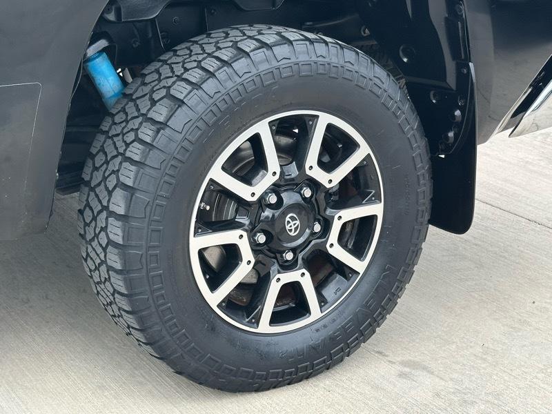 Toyota Tundra SR5 5.7L V8 FFV Double Cab 4WD 2015