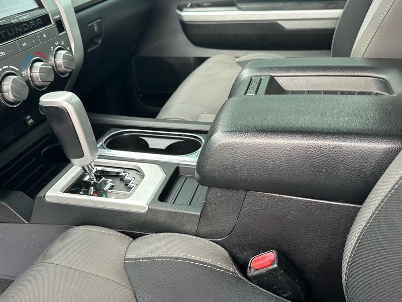 Toyota Tundra SR5 5.7L V8 FFV Double Cab 4WD 2015