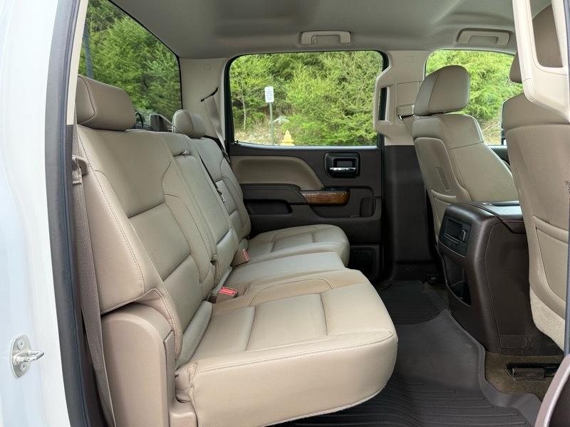 GMC Sierra 3500HD SLT Crew Cab 4WD 2015