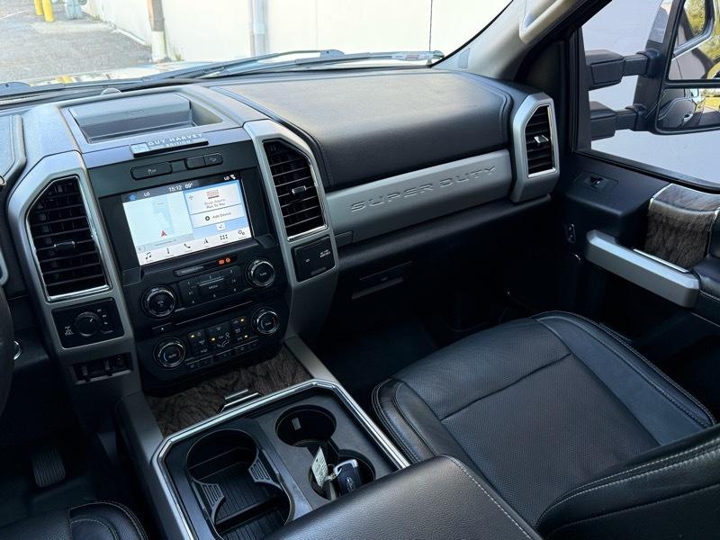 Ford F-250 SD Lariat Crew Cab 4WD 2018