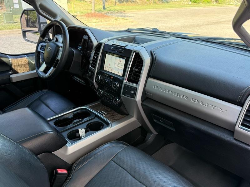 Ford F-250 SD Lariat Crew Cab 4WD 2018
