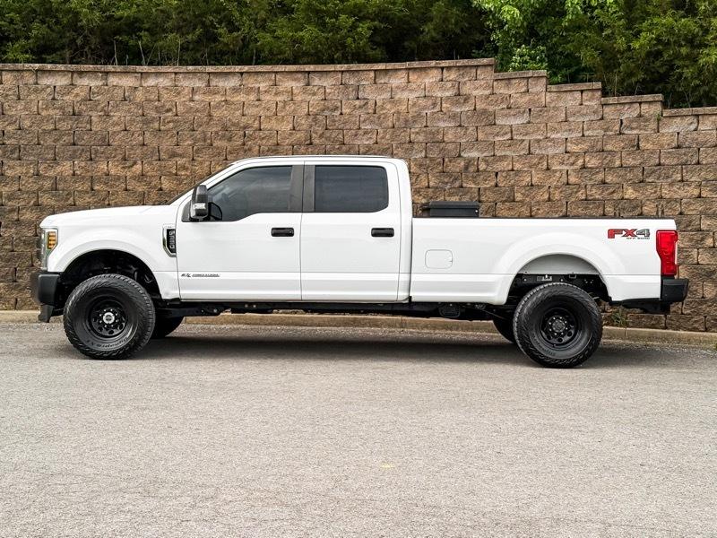 Ford F-350 SD XL Crew Cab LWB 4WD 2018