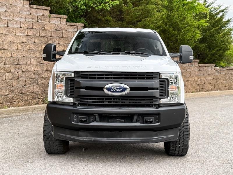 Ford F-350 SD XL Crew Cab LWB 4WD 2018