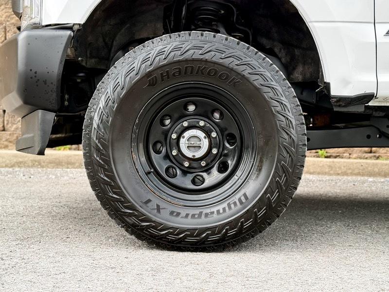 Ford F-350 SD XL Crew Cab LWB 4WD 2018