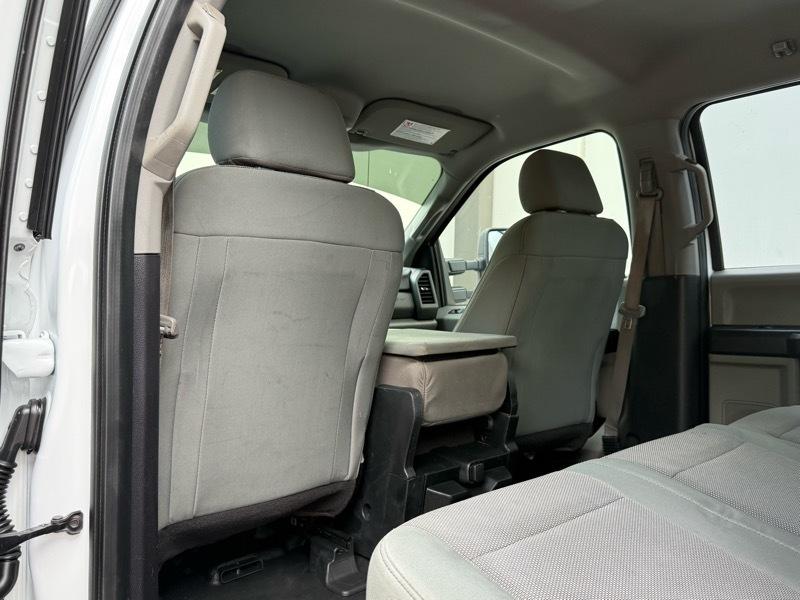 Ford F-350 SD XL Crew Cab LWB 4WD 2018