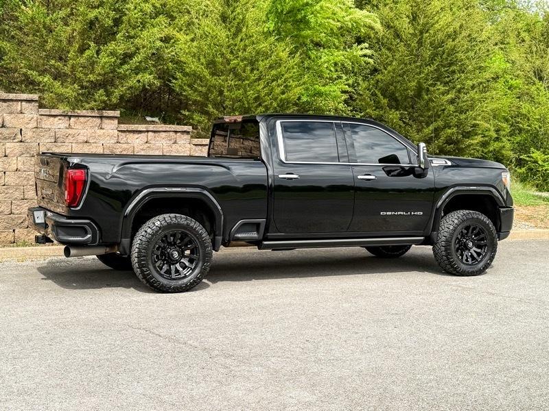 GMC Sierra 2500HD Denali Crew Cab 4WD 2021