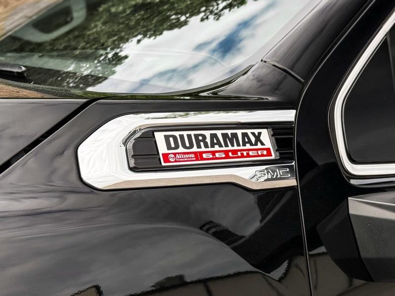 GMC Sierra 2500HD Denali Crew Cab 4WD 2021