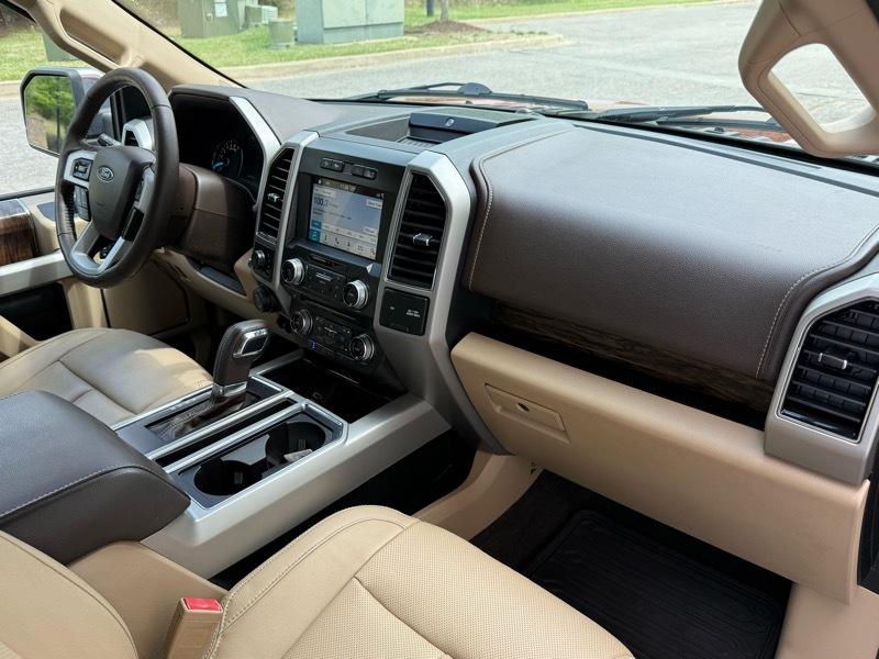 Ford F-150 Lariat SuperCrew 4WD 2018