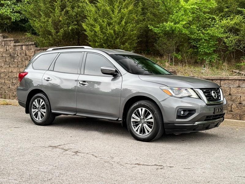 Nissan Pathfinder S 4WD 2017