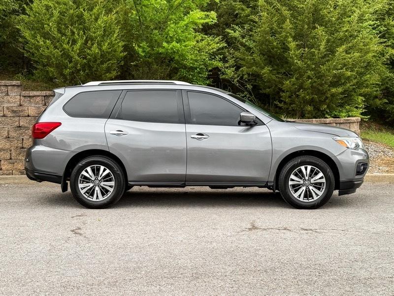 Nissan Pathfinder S 4WD 2017