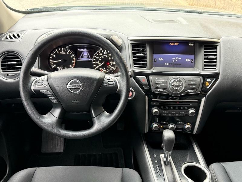 Nissan Pathfinder S 4WD 2017