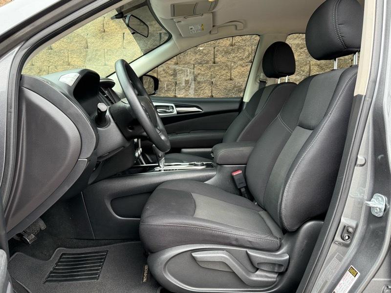 Nissan Pathfinder S 4WD 2017