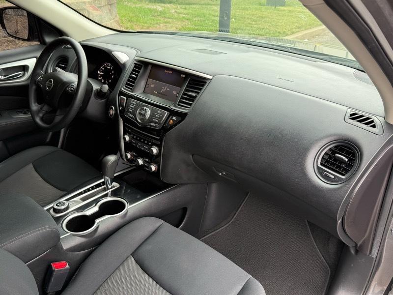 Nissan Pathfinder S 4WD 2017