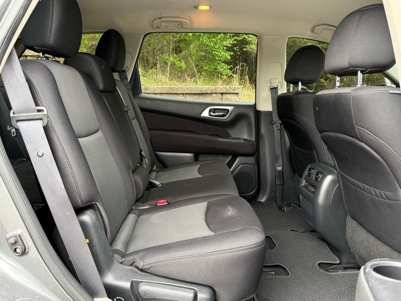 Nissan Pathfinder S 4WD 2017