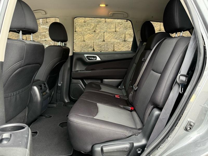 Nissan Pathfinder S 4WD 2017