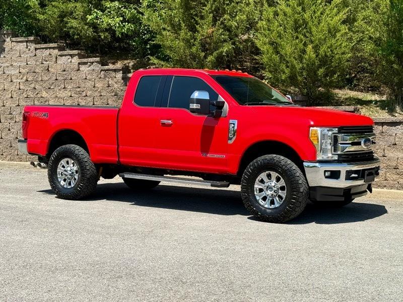 Ford F-350 SD XLT SuperCab 4WD 2017