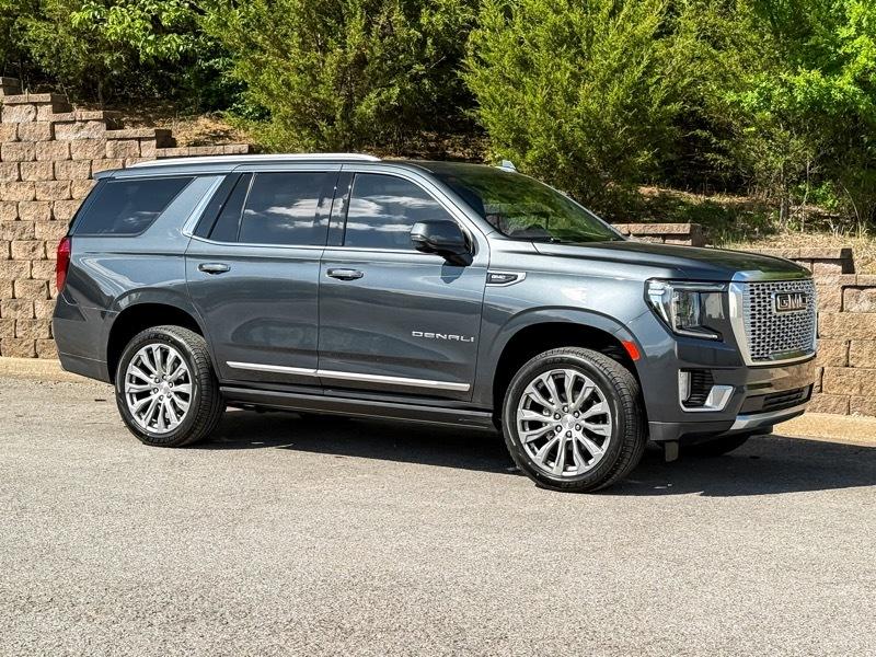 GMC Yukon Denali Ultimate 4WD 2021