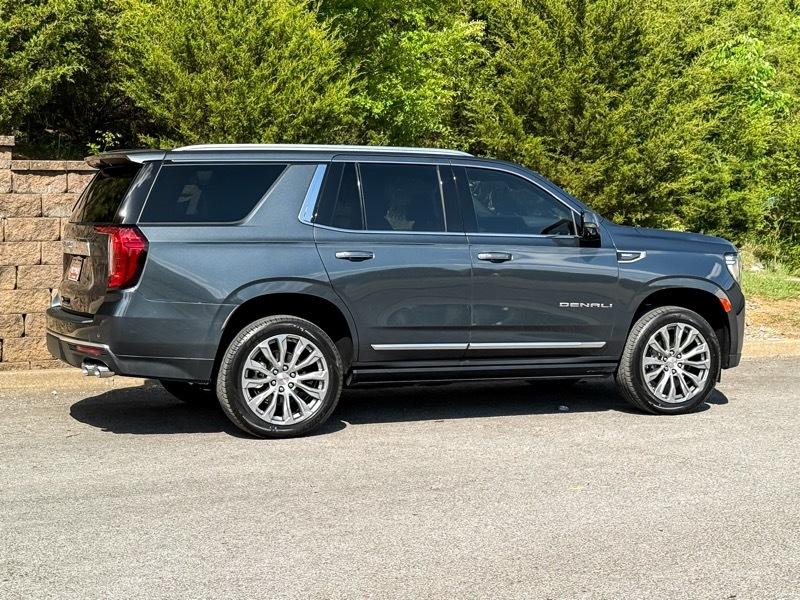 GMC Yukon Denali Ultimate 4WD 2021