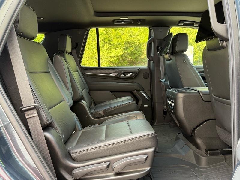 GMC Yukon Denali Ultimate 4WD 2021