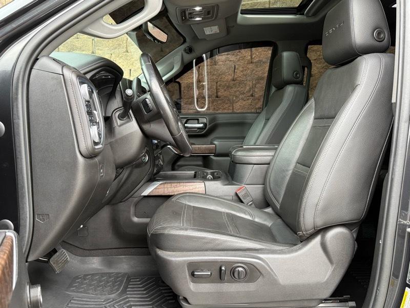 GMC Sierra 2500HD Denali Crew Cab 4WD 2020