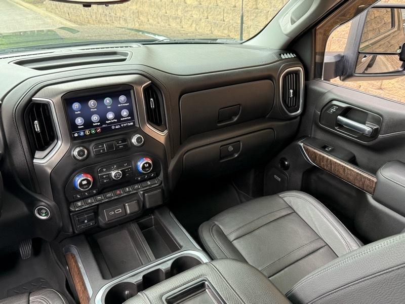 GMC Sierra 2500HD Denali Crew Cab 4WD 2020