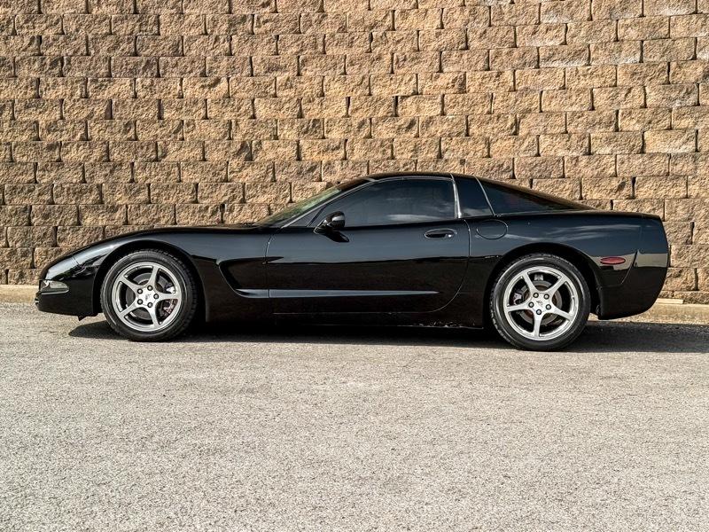 Chevrolet Corvette Coupe 2001