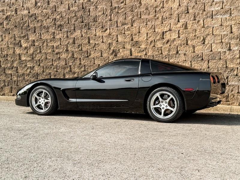 Chevrolet Corvette Coupe 2001